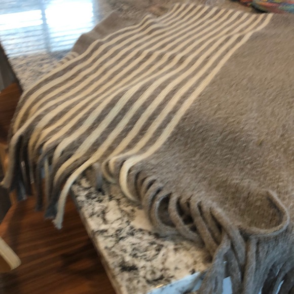 Beige and Tan poncho sweater - Picture 2 of 3